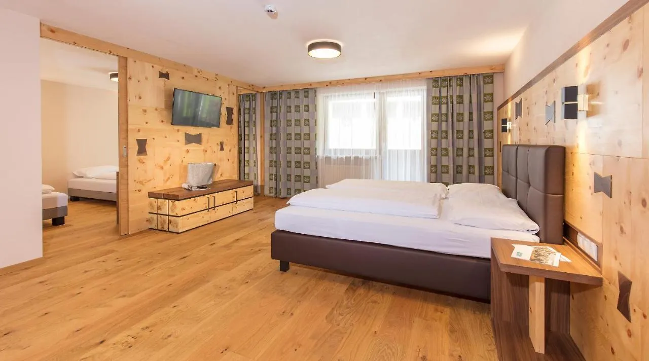 Hotel Garni Birkenhof Solden Austria
