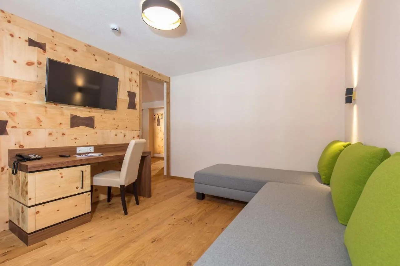 Hotel Garni Birkenhof Solden 2*,