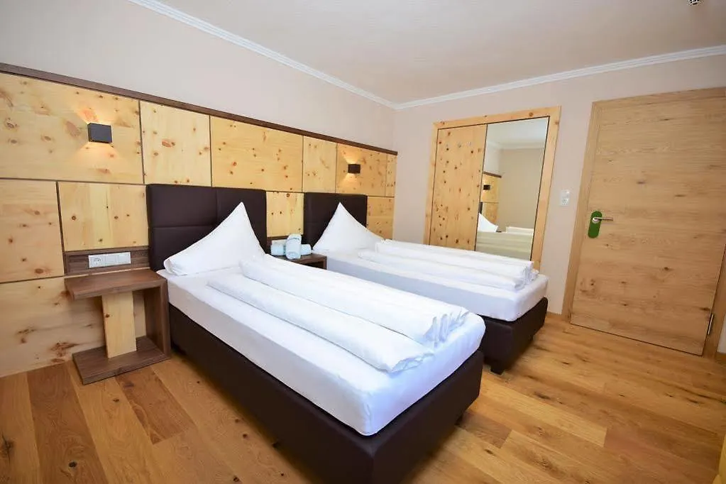 **  Hotel Garni Birkenhof Solden Austria